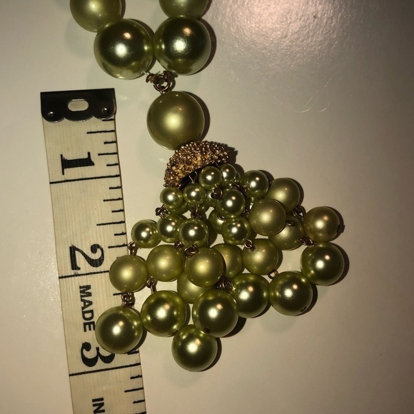 VTG Mint Green Faux Pearl Necklace w Tassel 22” + 3” - Picture 6 of 6